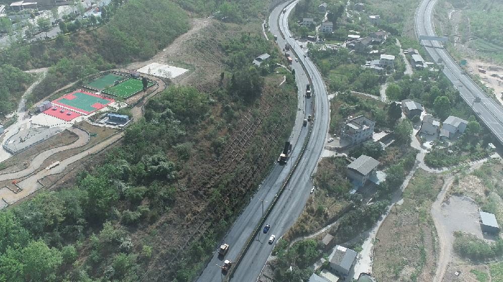 长道如弦,拨启新章——G108线利州区瓷窑铺至天立学校路口段大修工程项目建设侧记